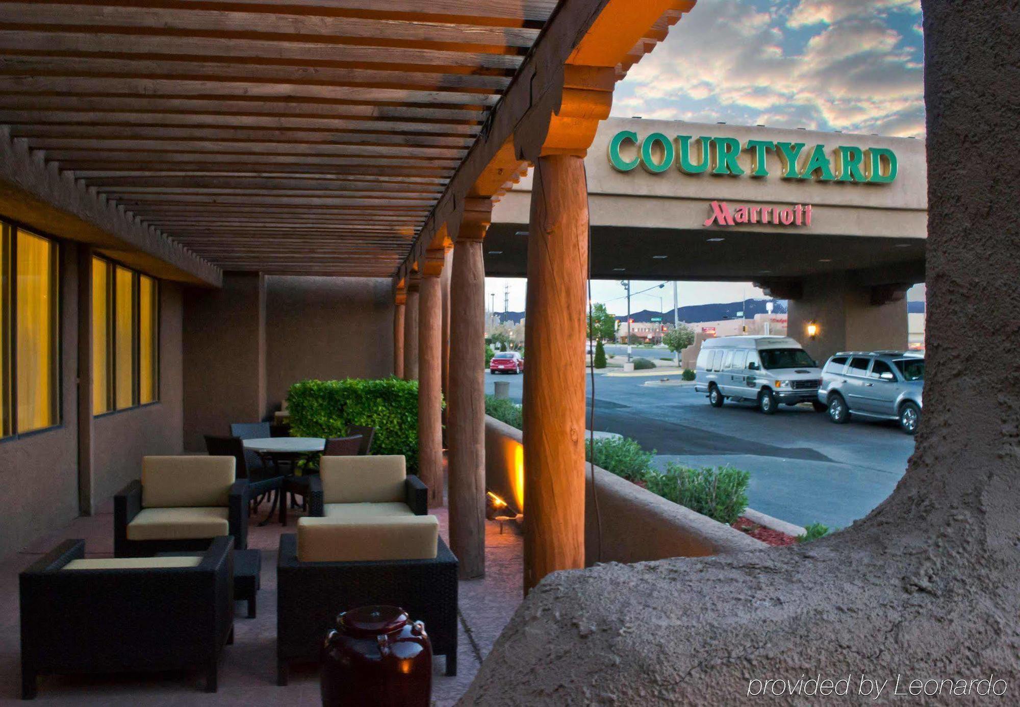 Courtyard Santa Fe Hotel Exterior foto